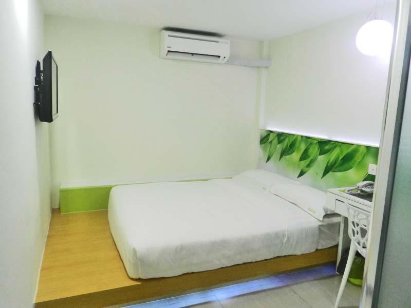 Green Apple Boutique Hotel Кота-Кинабалу Экстерьер фото